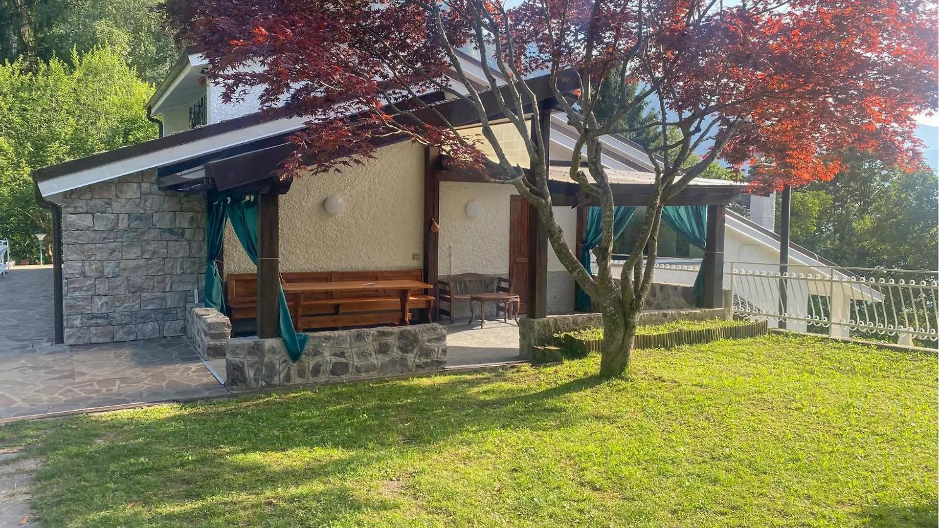 4 Bedroom Stunning Apartment In Bordogna Roncobello