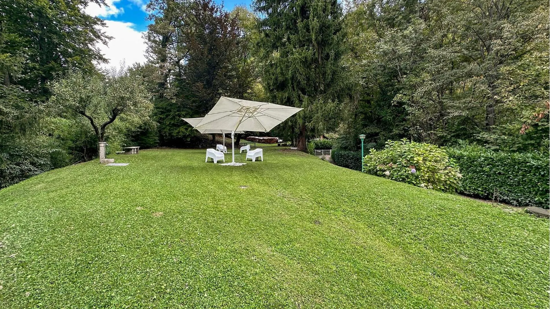 4 Bedroom Stunning Apartment In Bordogna Roncobello 0*,
