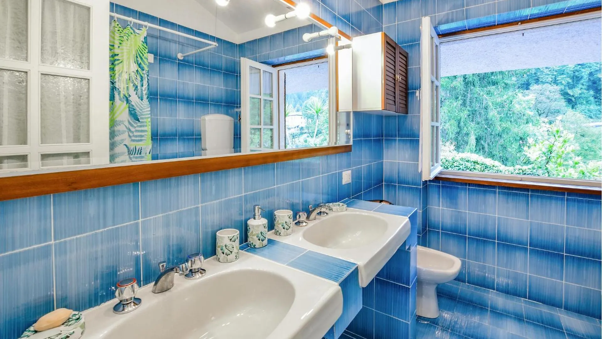 4 Bedroom Stunning Apartment In Bordogna Roncobello